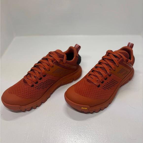 Danner Trail 2650 Women’s Trail Running Shoes Size 7 Vibram Sole New Sample - Picture 2 of 13